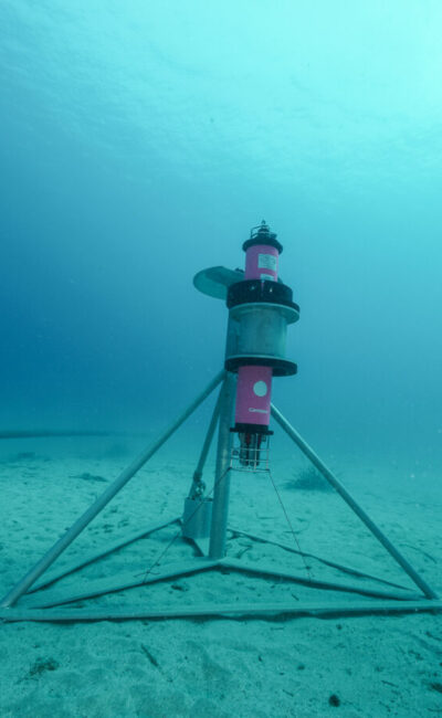 A Canopus transponder is deployed on the seabed