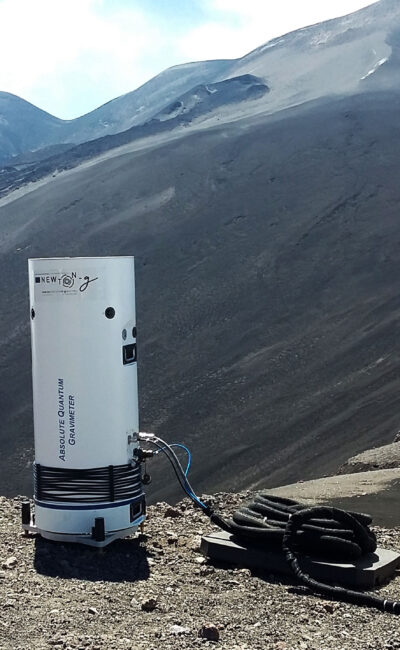 A year-long field campaign on Mount Etna to prove the Absolute Quantum Gravimeter value for volcanology